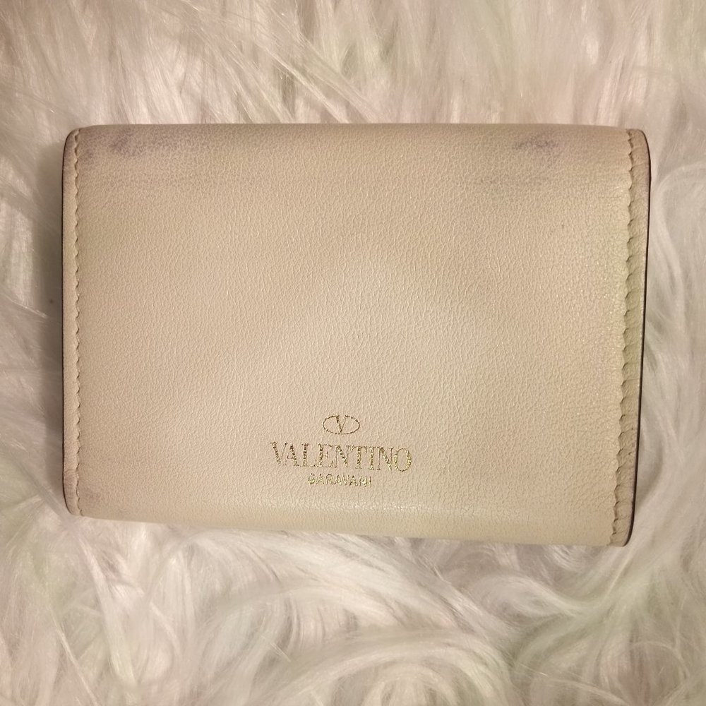 VGUC Valentino Garavani Rockstud Compact Wallet (w/ Auth, Care & RFID Cards) - Picture 3 of 12